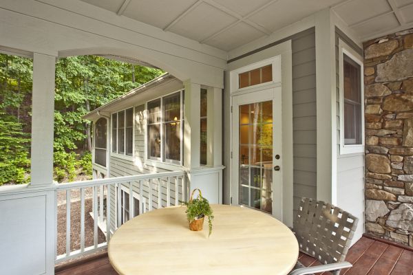 Cost of Covered Porch Installation in Overland Park