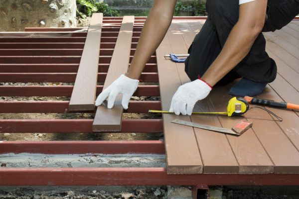 Cost of Custom Deck Installation in Overland Park