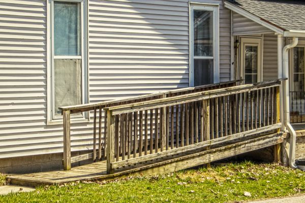 Cost of Porch Ramp Construction in Overland Park
