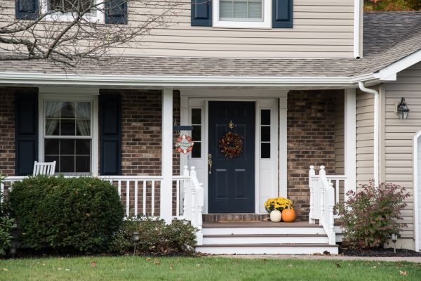 Cost of Front Deck Construction in Overland Park